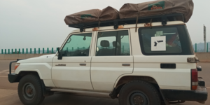 Land Cruiser LX with Rooftop tent