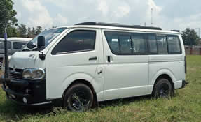 Toyota hiace 4x4 car rental