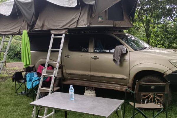 Land Hilux With Rooftop Tent
