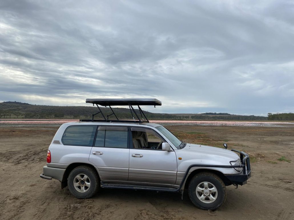 V8 Land cruiser with pop up roof in East Africa, Kenya, Tanzania, Uganda, Rwanda, Burundi