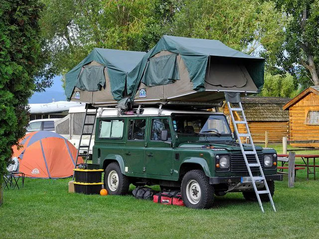 4x4 Toyota Land Rover Car Rental Uganda, Rwanda, Tanzania, Kenya, Burundi